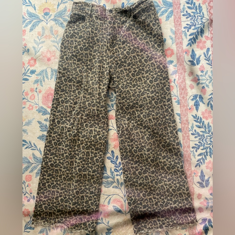 Leopard Print straight leg pants